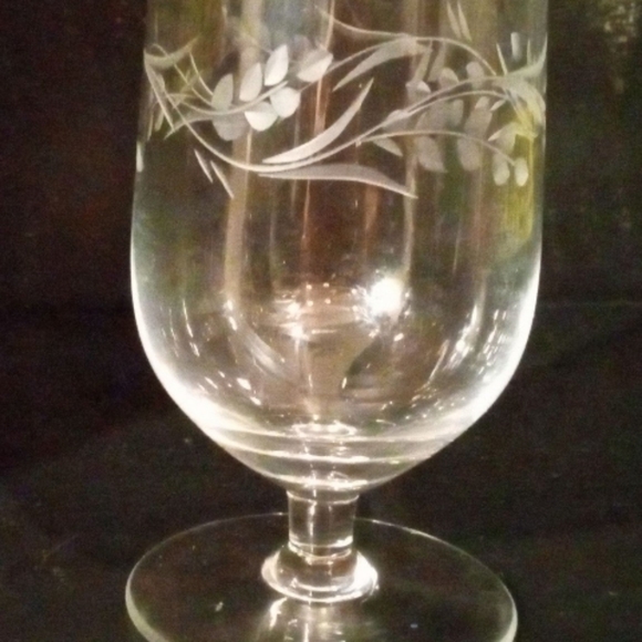 Antique crystal drinkware - Picture 3 of 12